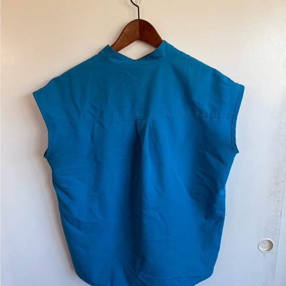 Figs Rafaela Oversized Scrub Top - Picture 2 of 2